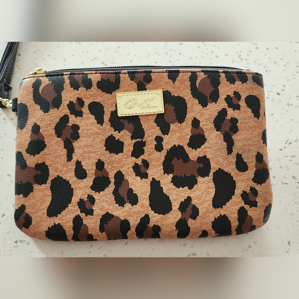 Betsy Johnson Wristlet